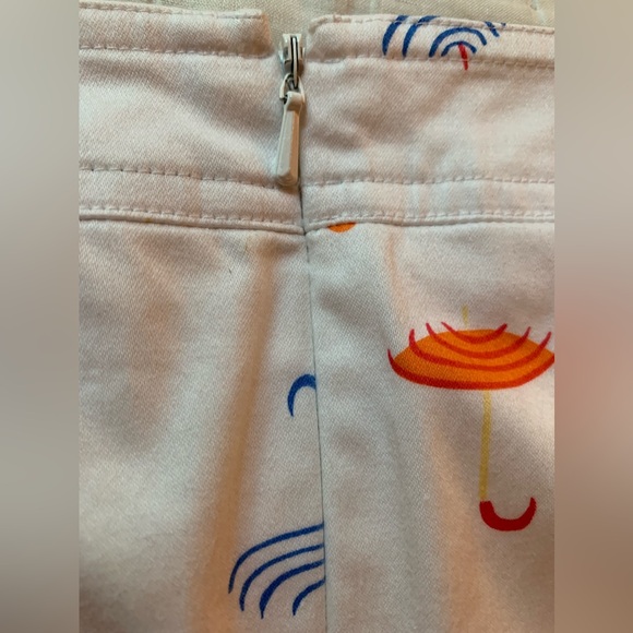 Talbots Size 8 pencil skirt umbrella motif stretch, faux pockets back slit mini - Picture 4 of 12